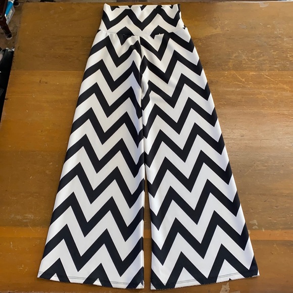 La Ropas Pants - La Ropas Chevron Wide Leg Dress Pants Black White